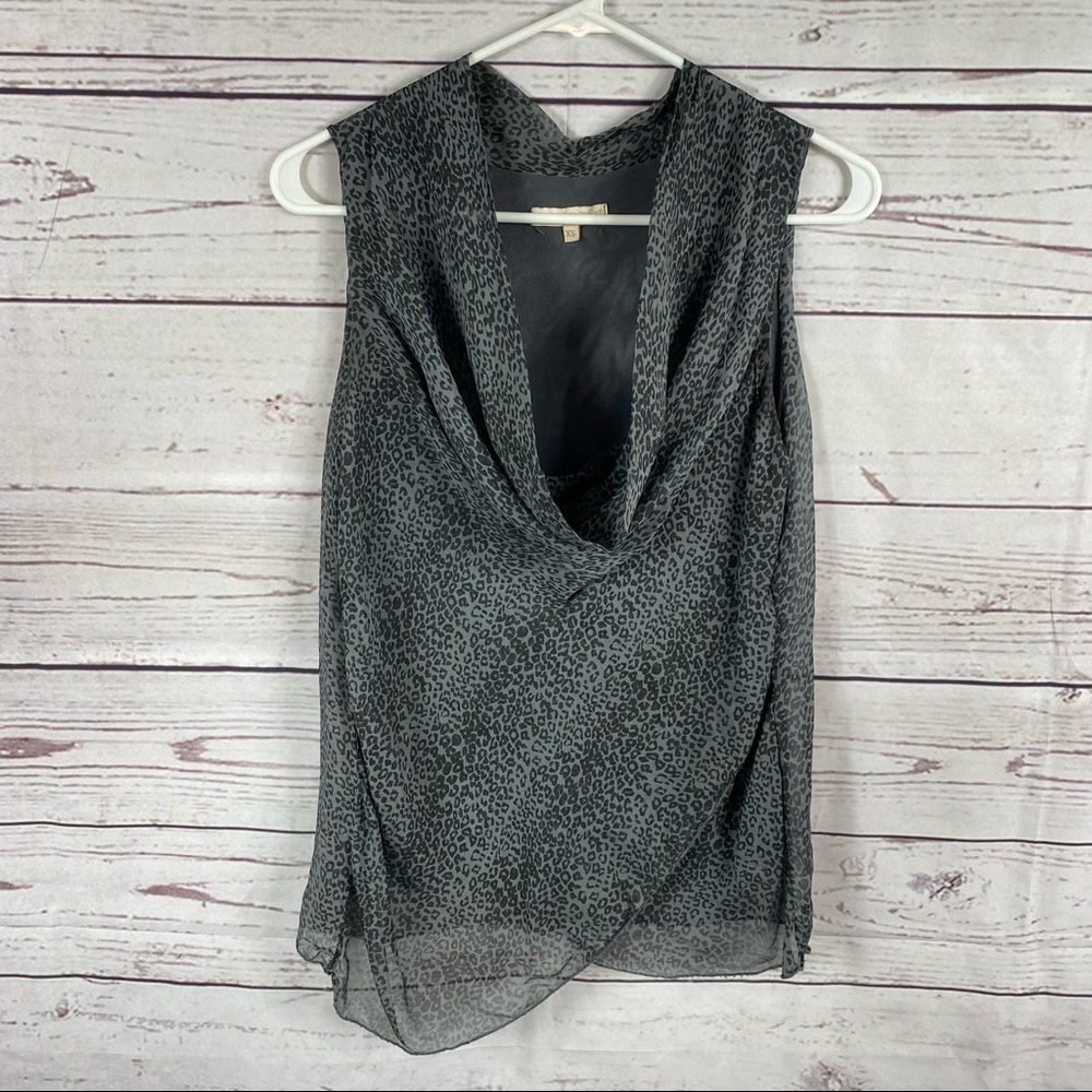 PRONTOMODA Giusy mady in Italy 100% silk sleeveless top Sz XS - Picture 1 of 7